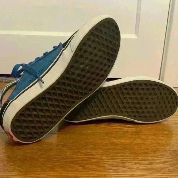 Kids Vans Blue and Black Tennis Shoes, Size 6 Youth - Picture 8 of 10